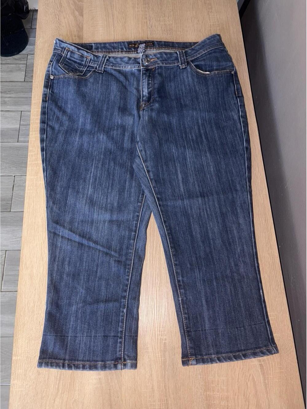 Southpole Jeans Womens Size 18 Blue Denim Capri Cropped Stretch Y2K